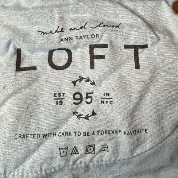 LOFT Light Blue Wash Relaxed Straight Crop Jeans size 2 - Picture 5 of 7